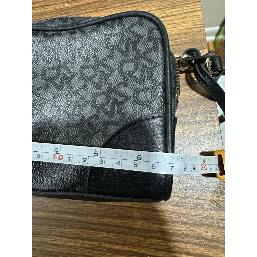 WOMEN'S DKNY BLACK SMALL MEDIUM CROSSBODY PURSE WITHOUT SHOULDER STRAP